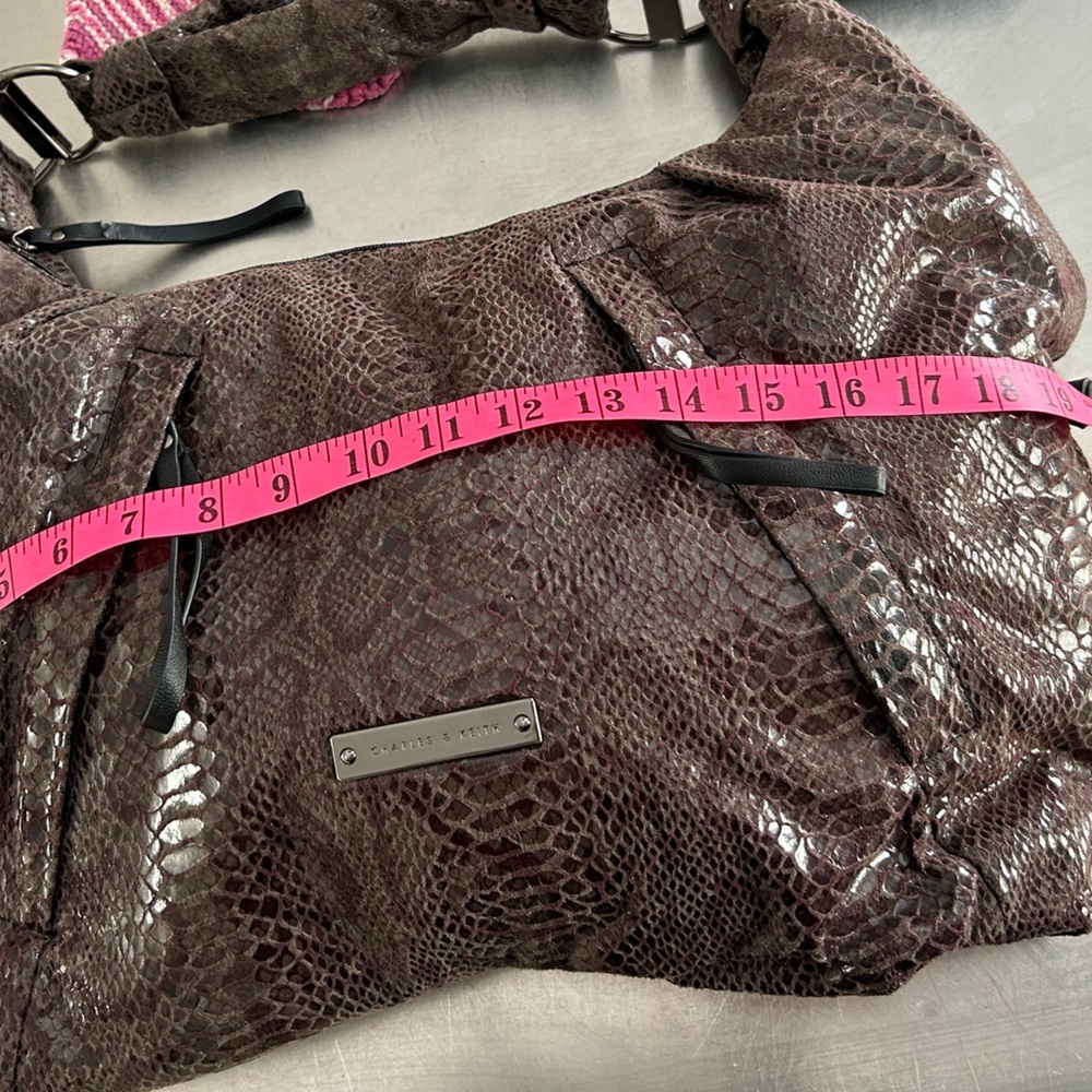 Charles & Keith Large Shoulder Tote Bag - Picture 15 of 16